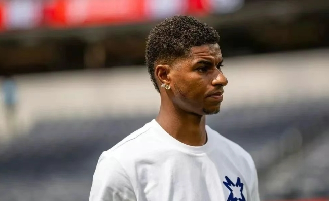 夢(mèng)圓巴薩！曼聯(lián)點(diǎn)頭放行，拉什福德即將加盟西甲豪門